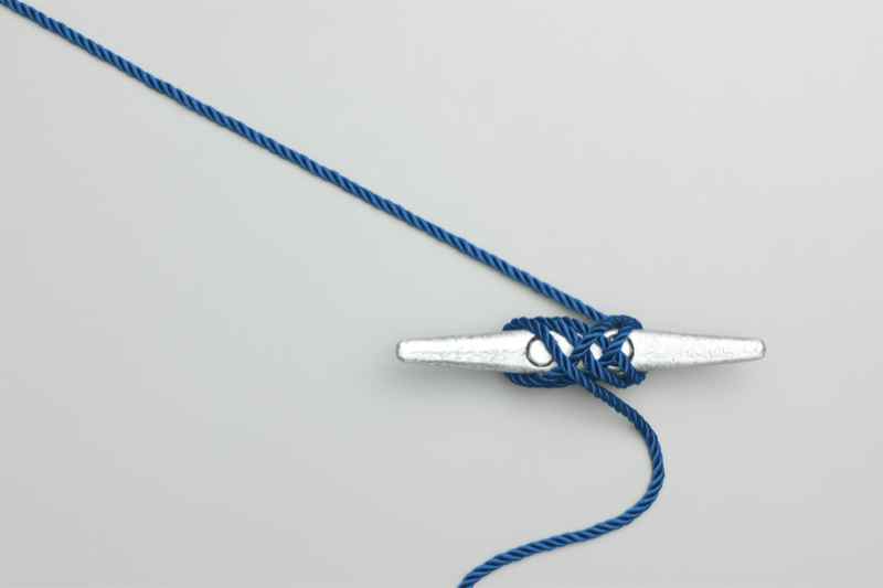 Cleat hitch step 10