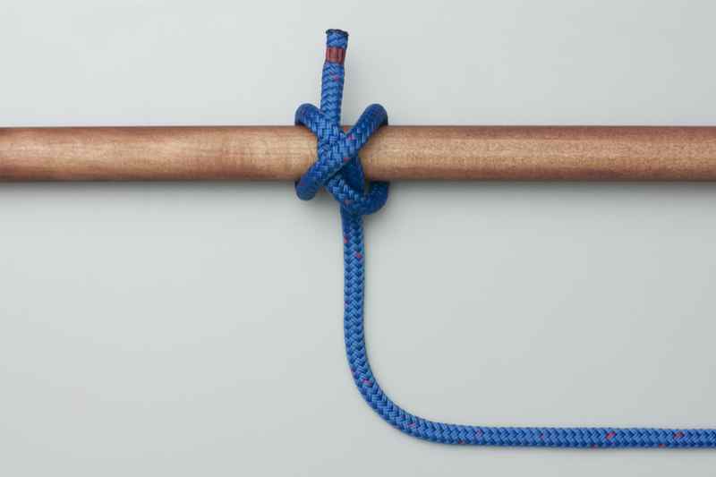 Constrictor Knot Using the Rope End, Step-by-Step Animation