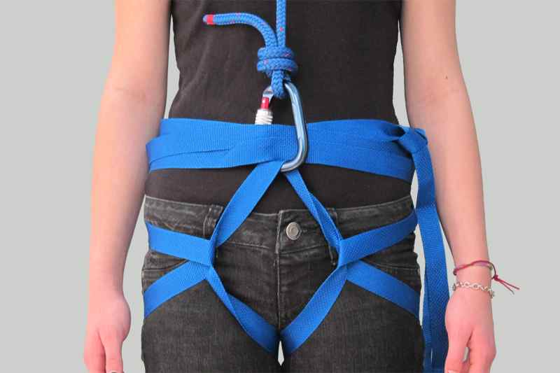 Hasty Webbing (Emergency) Harness, Step-by-Step Animation