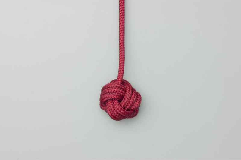 Monkey's Fist Knot How to tie a Monkey's Fist Knot using StepbyStep Animations Animated