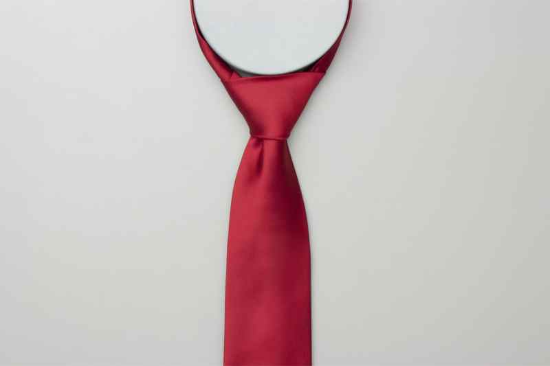 Windsor Necktie Knot How to tie a Windsor Necktie Knot using StepbyStep Animations